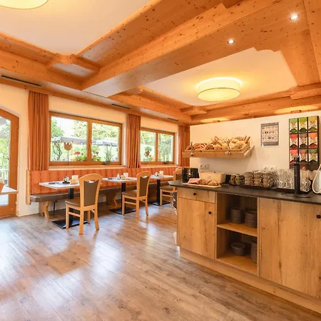 Hotel Christoph Tiroler B&B Ξενοδοχείο Neustift im Stubaital