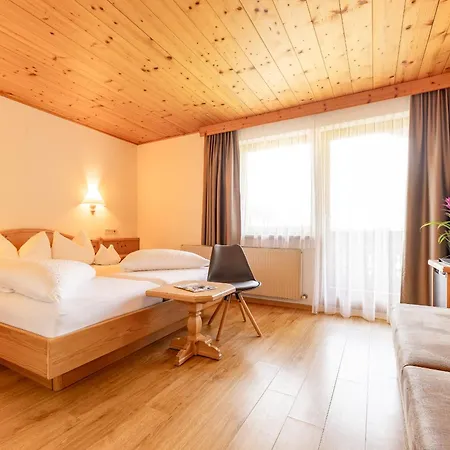 Ξενοδοχείο Hotel Christoph Tiroler B&B