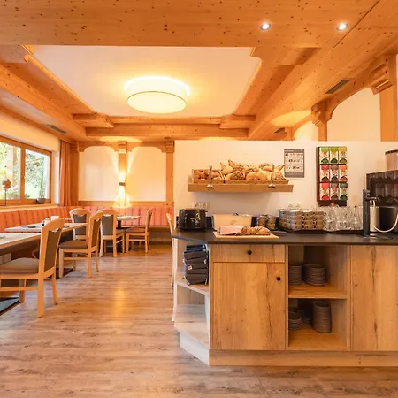 Hotel Christoph Tiroler B&B Ξενοδοχείο Neustift im Stubaital