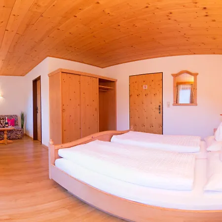 Ξενοδοχείο Hotel Christoph Tiroler B&B