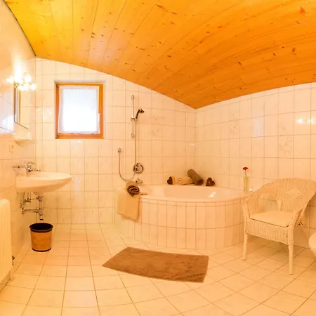 Hotel Christoph Tiroler B&B 3* Neustift im Stubaital