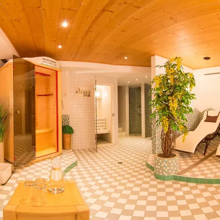 Ξενοδοχείο Hotel Christoph Tiroler B&B