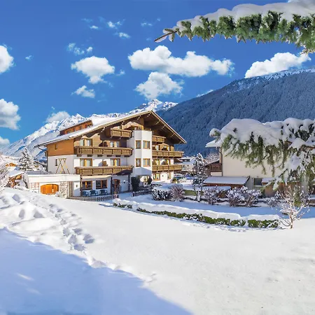 Hotel Christoph Tiroler B&B 3* Neustift im Stubaital