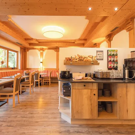 Hotel Christoph Tiroler 3*