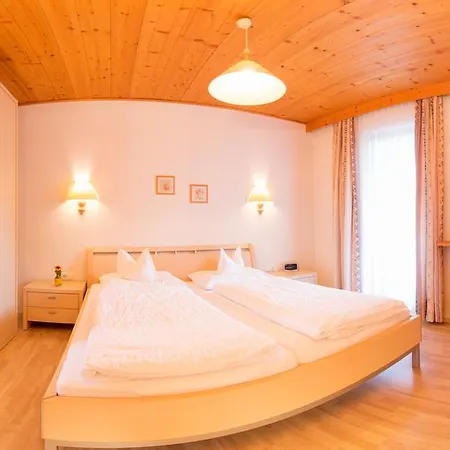 Ξενοδοχείο Hotel Christoph Tiroler B&B 3*