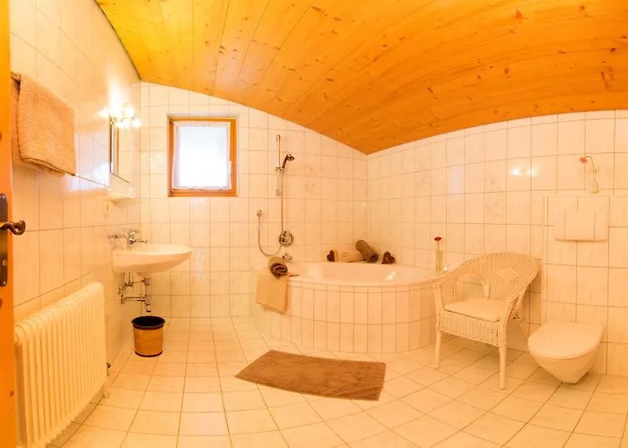 Christoph 3* 노이스티프트임스튀바이탈